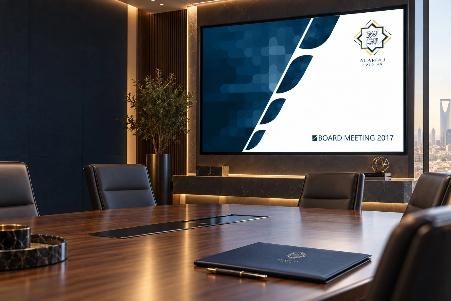 Board & Executive Communications — Strategic planning & executive communication